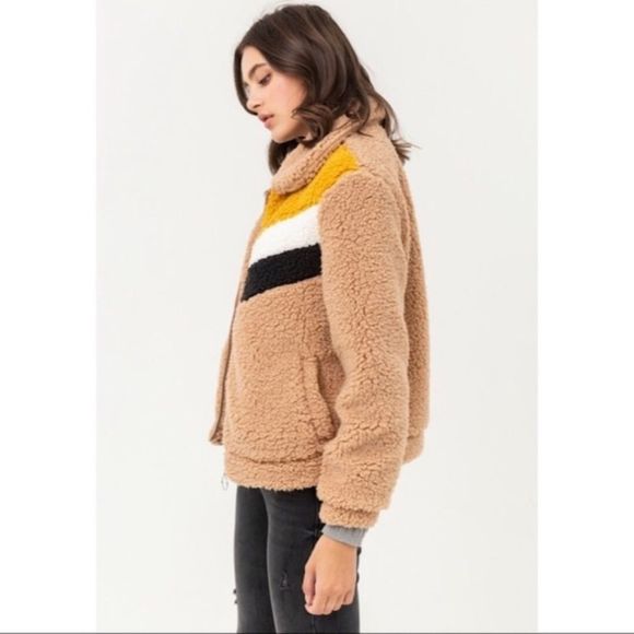 Chevron Teddy Sherpa Jacket - Picture 4 of 6